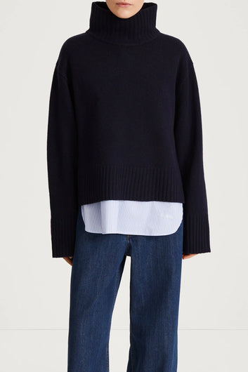 Style In Hilary Sweater in Navy