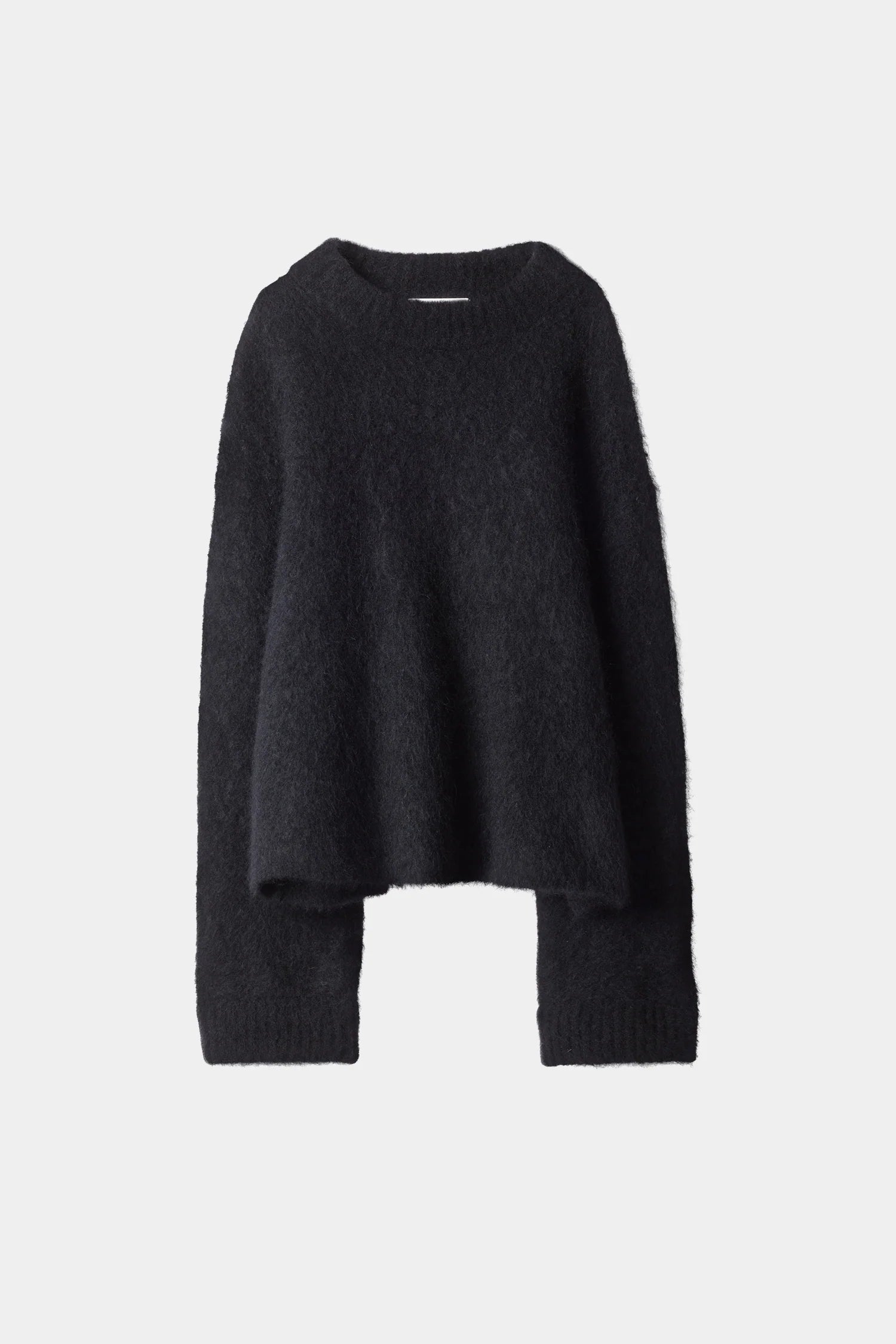 Style In Niclas Short Sweater in Black