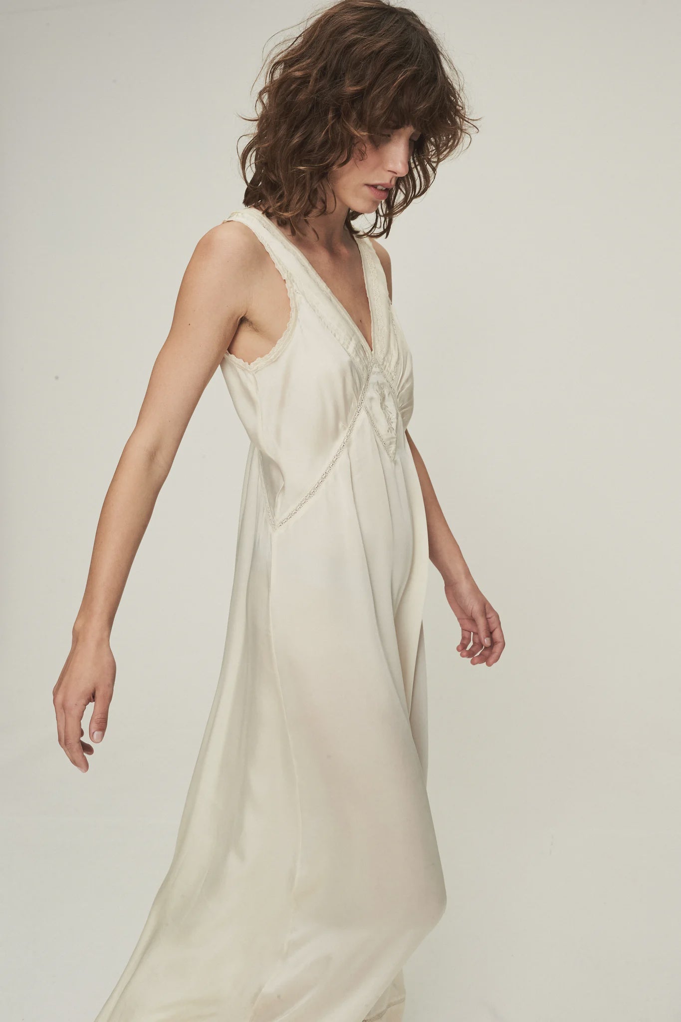 FAUNE Primrose Dress in Oyster