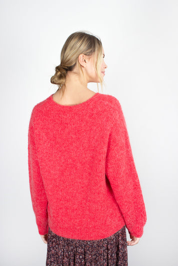 AV East 18 Sweater in Fraise Chine