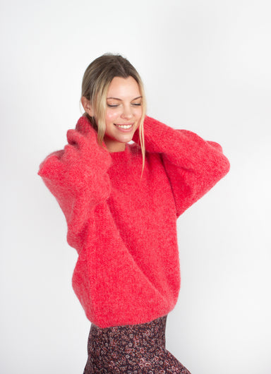 AV East 18 Sweater in Fraise Chine