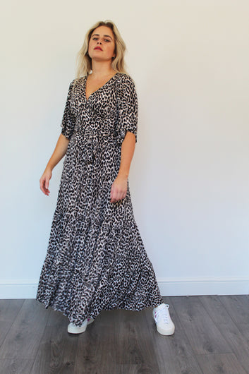 ONJENU Tilly Maxi Dress in Beige Leopard