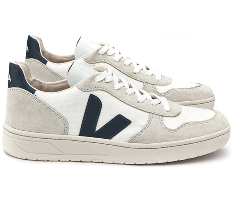 VEJA 11380 V10 Mesh Trainers in White Nautico