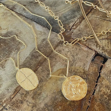 LH SHIRINE Necklace