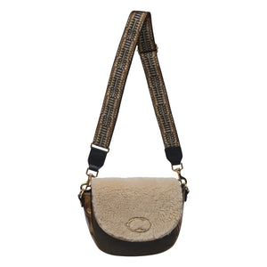 You added <b><u>SLP Besace Chatam  Gold Cobra Bag in Saffron</u></b> to your cart.