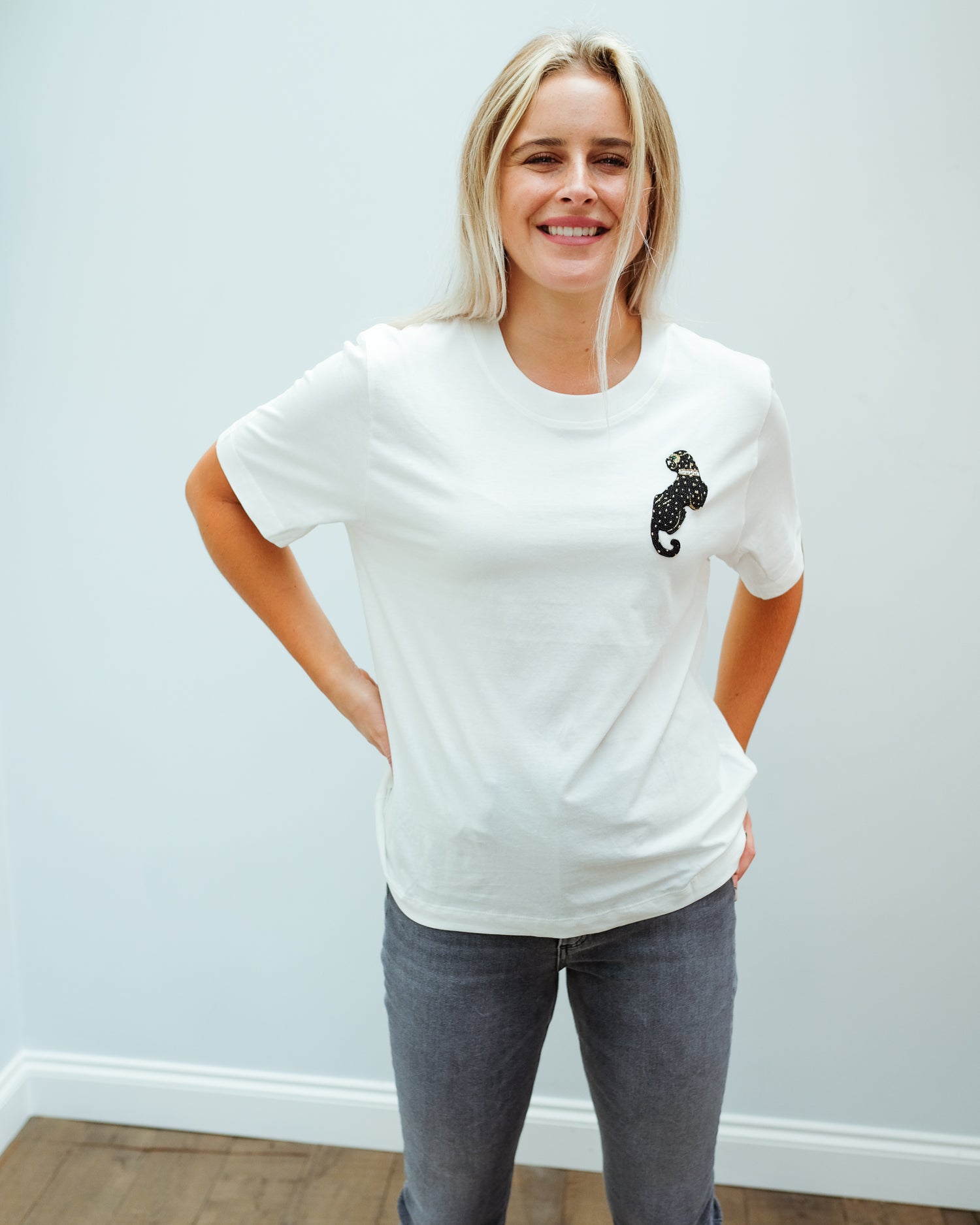 EA Wanthera beads tee in white