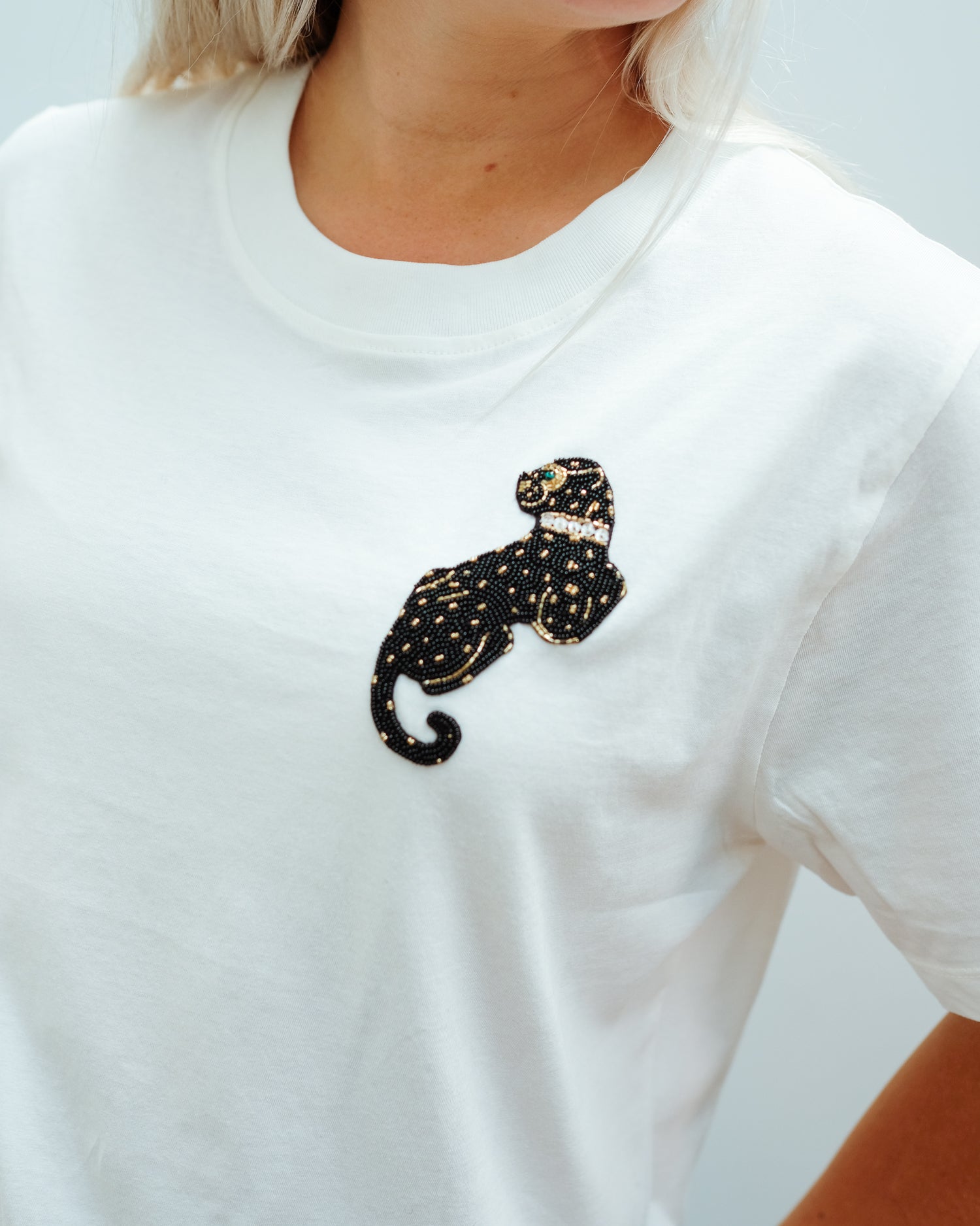 EA Wanthera beads tee in white