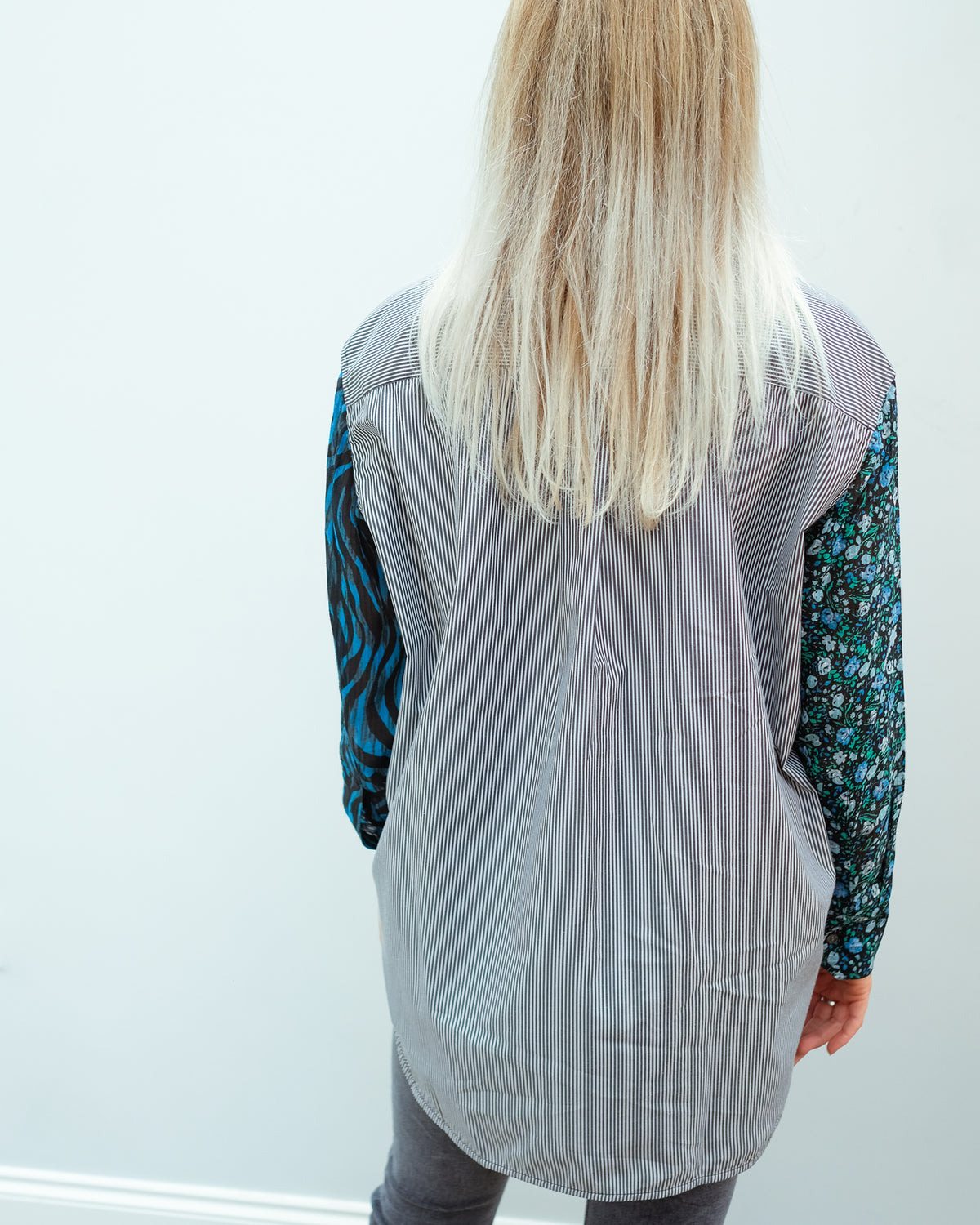 EA Woozie mixed print shirt in black