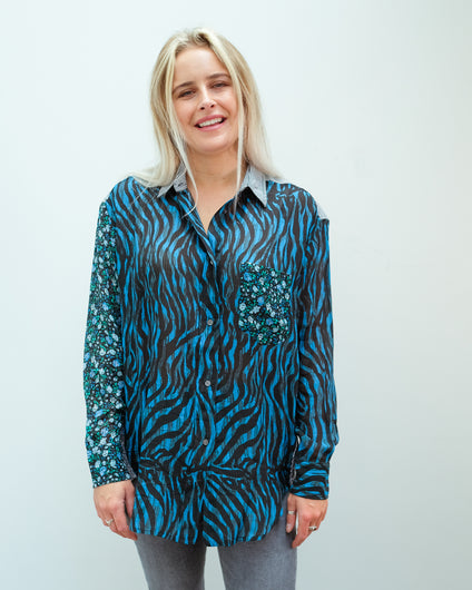 EA Woozie mixed print shirt in black