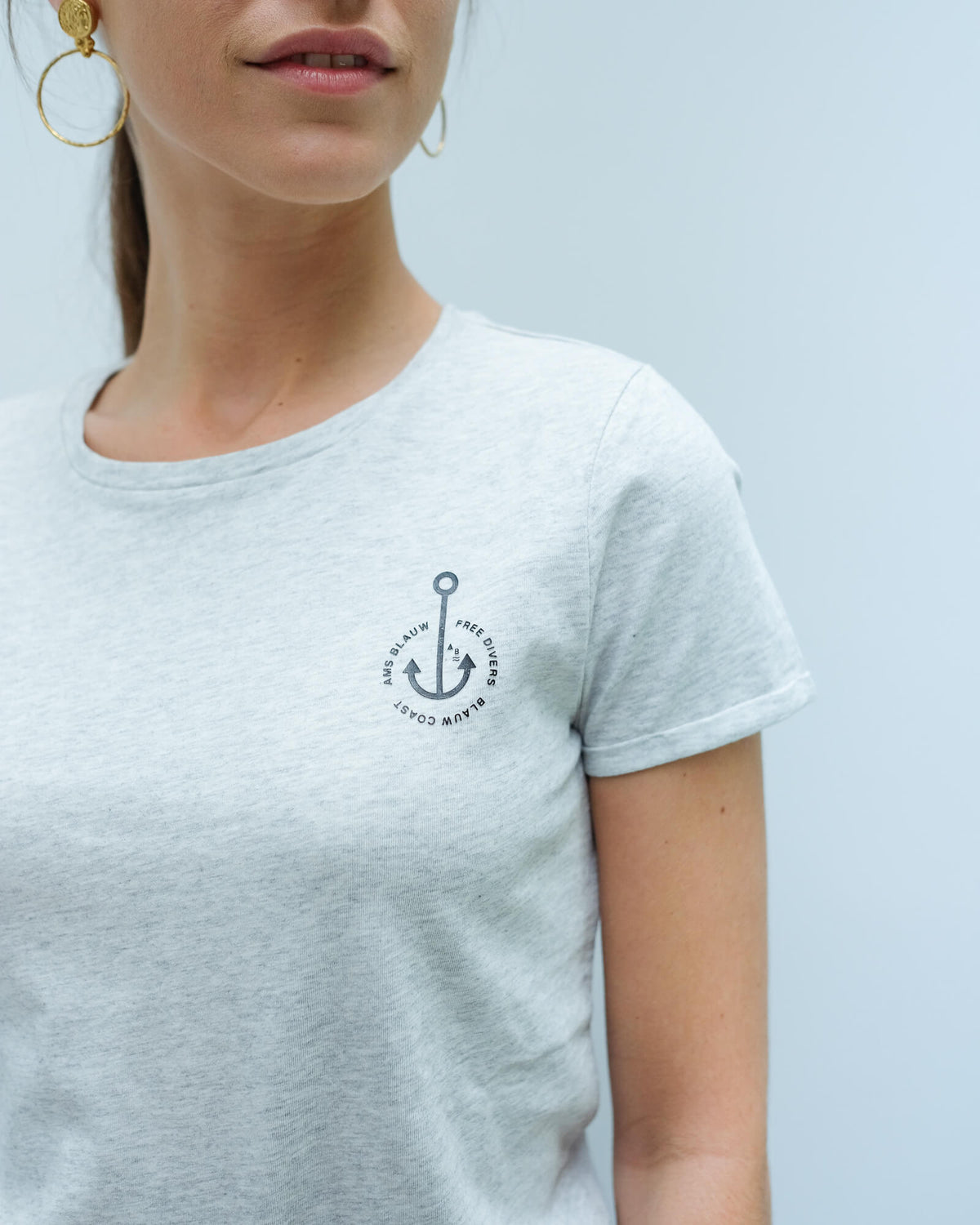 AB 154069 Basic short sleeve tee in light grey