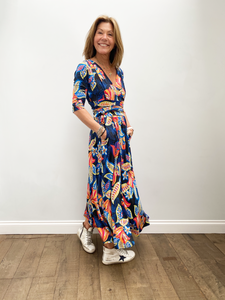 You added <b><u>ONJENU Crawford midi dress in portia blue</u></b> to your cart.