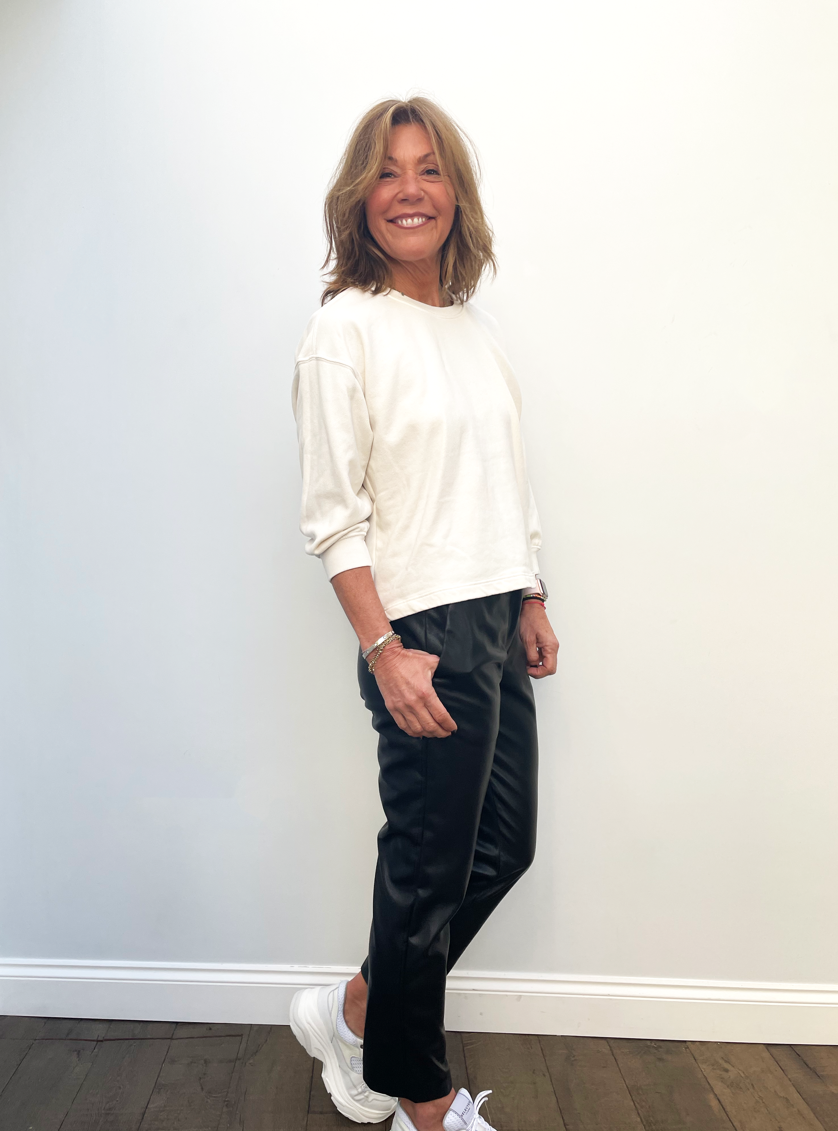 VELVET Sarah Sweatshirt in Coconut
