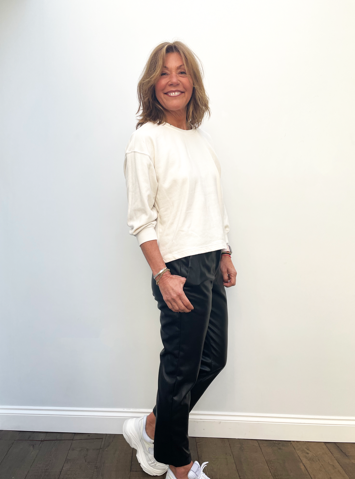 VELVET Sarah Sweatshirt in Coconut