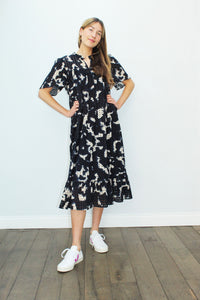 You added <b><u>M Reliz Dress in Navy</u></b> to your cart.