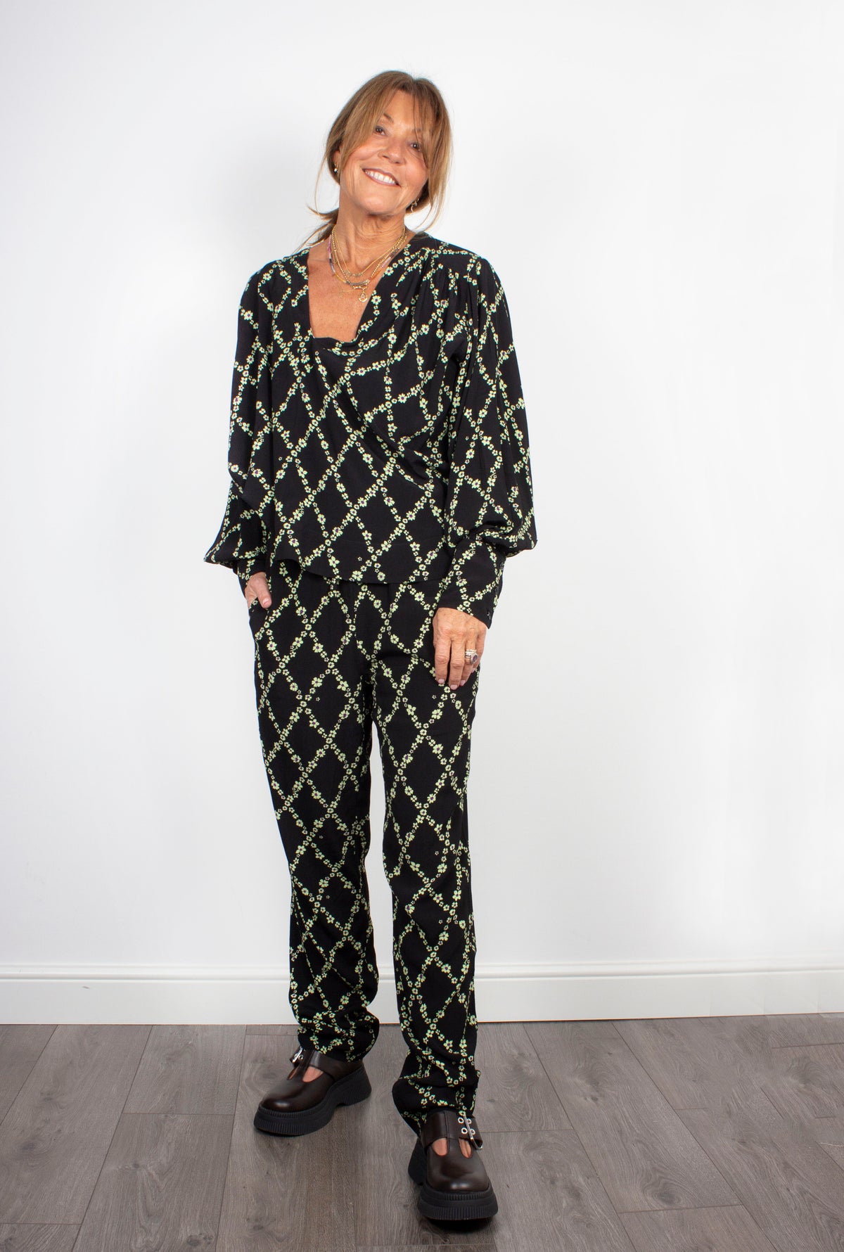 GANNI F6922 Elasticated Waist Trousers in Margarita