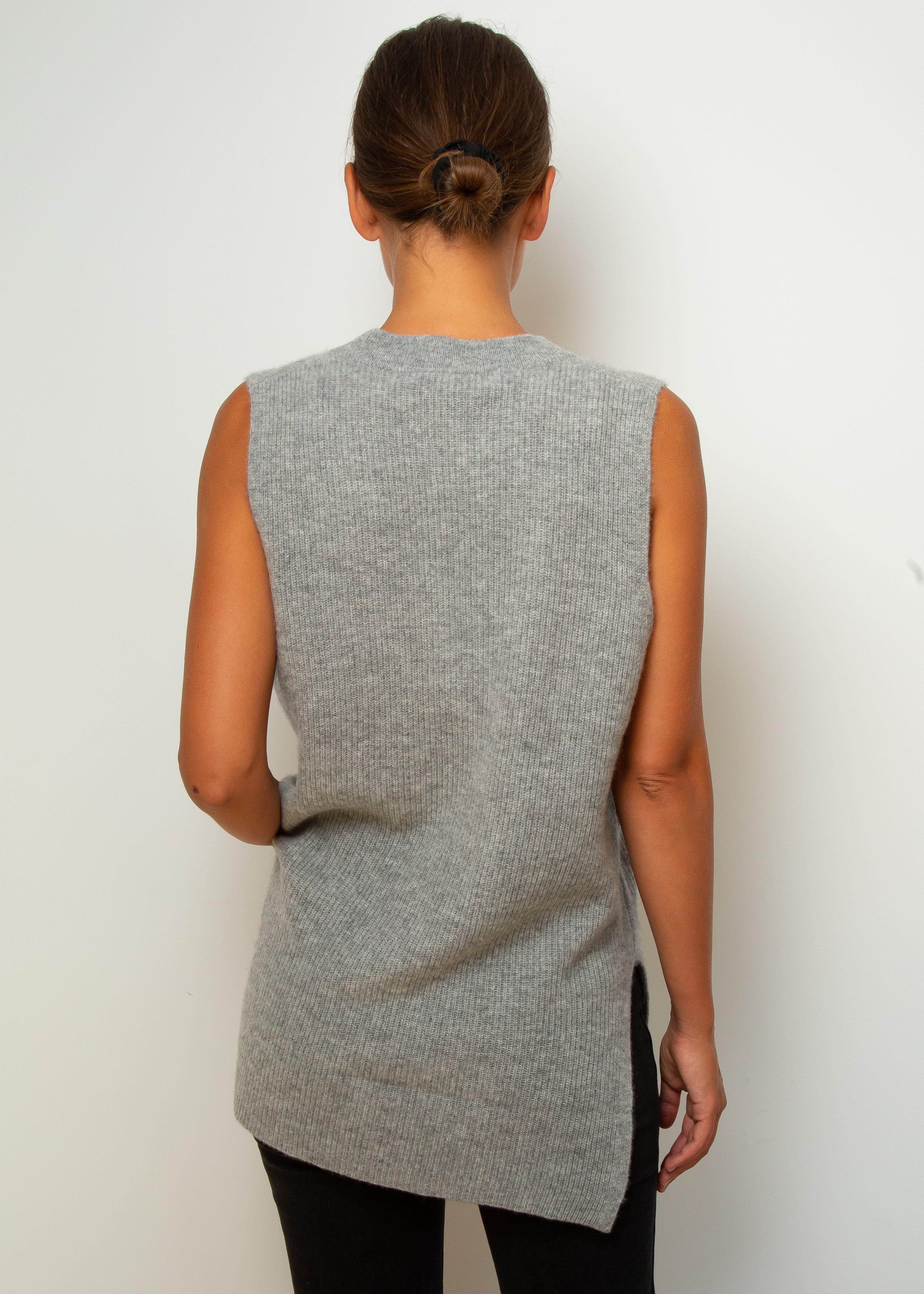 360 Fernanda V Neck Vest in Mid Heather Grey