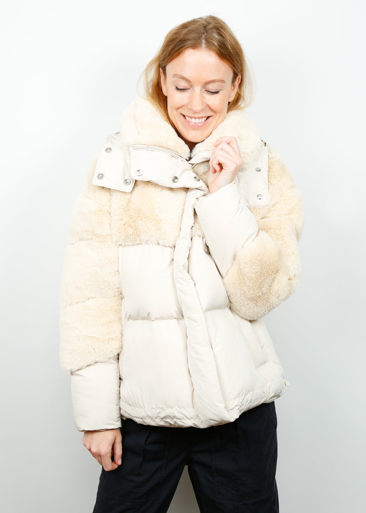 UC 18523 Jacket in Ecru