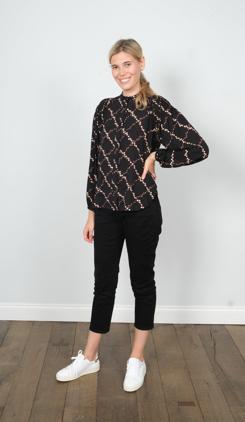 SEC.F Louis shirt in caviar
