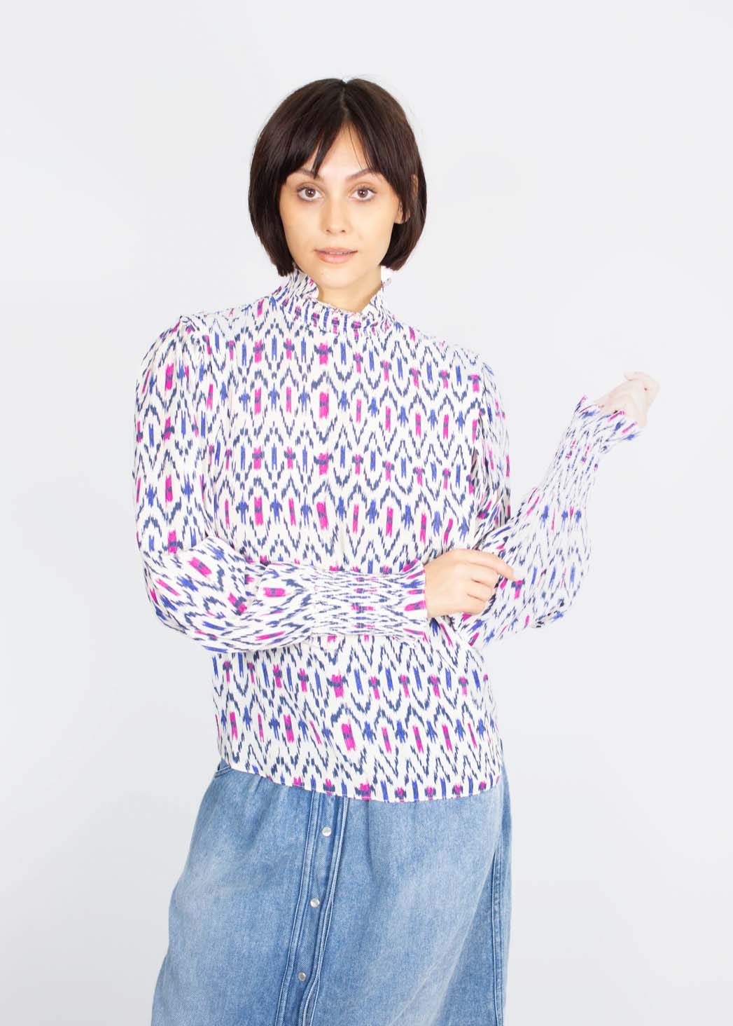 IM Yoshi Ikat Print Top in Ecru