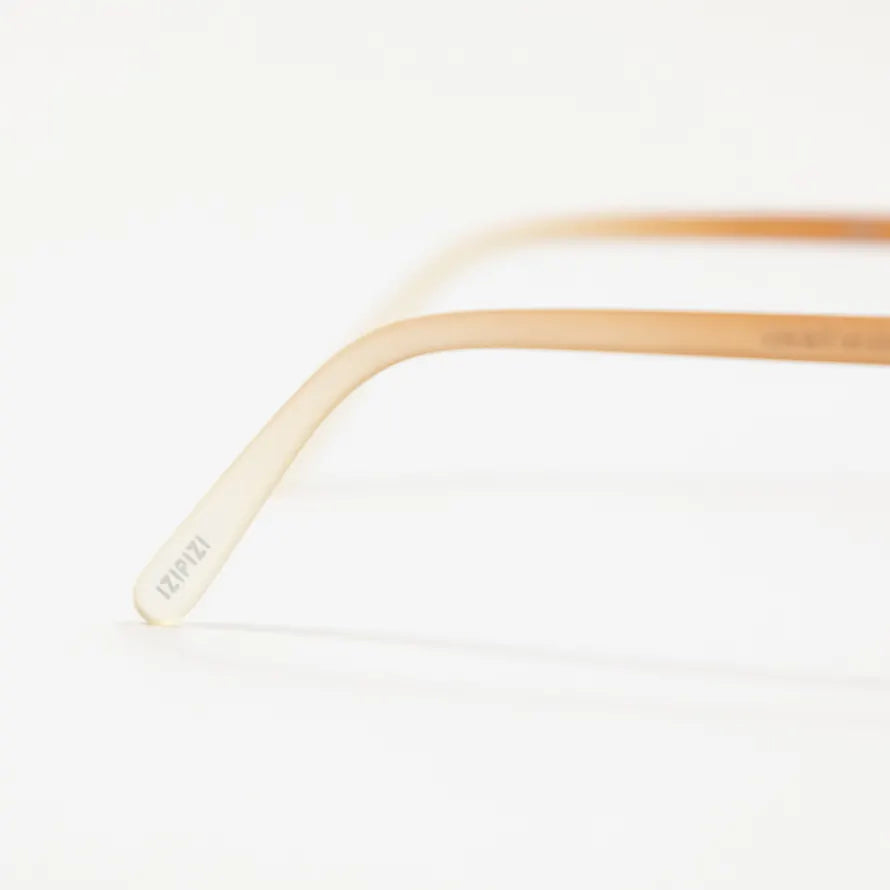 IZIPIZI Sunglasses #E in Arizona Brown