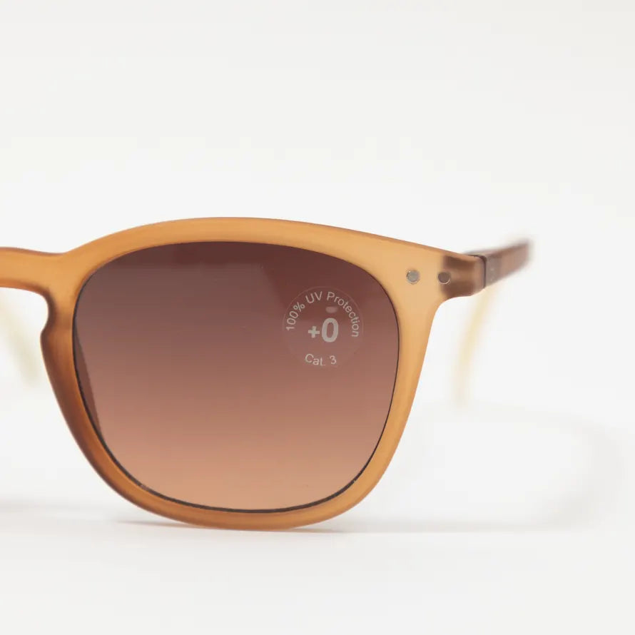 IZIPIZI Sunglasses #E in Arizona Brown
