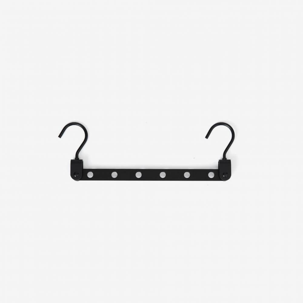 STEAMERY Space saving hanger